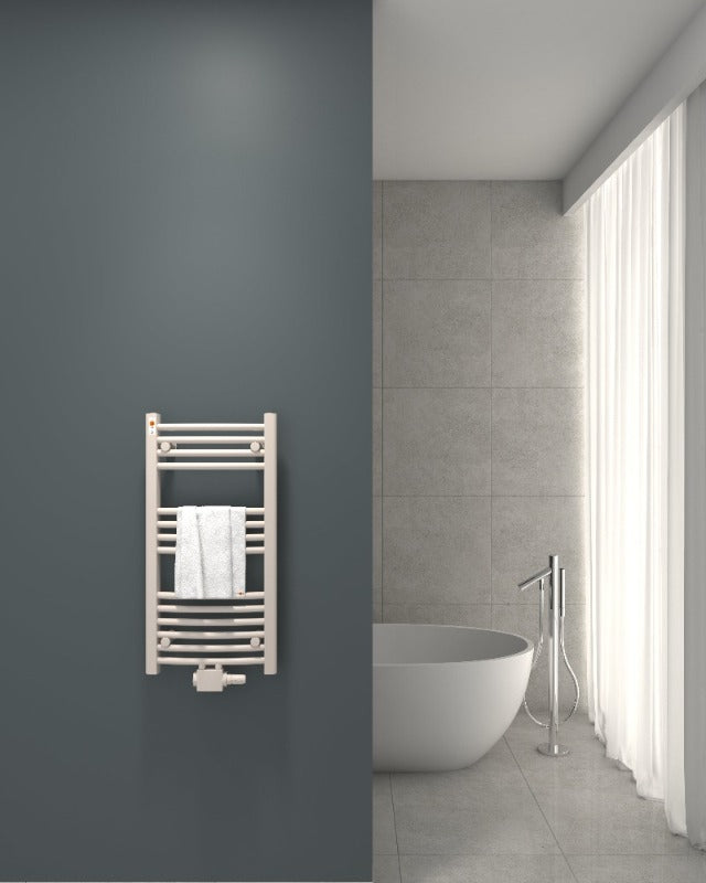 badheizkörper comfort mit mittelanschluss weiss ral 9016 gebogen
