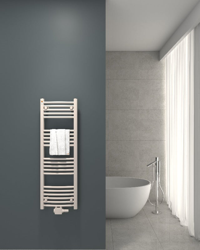 badheizkörper comfort mit mittelanschluss weiss ral 9016 gebogen