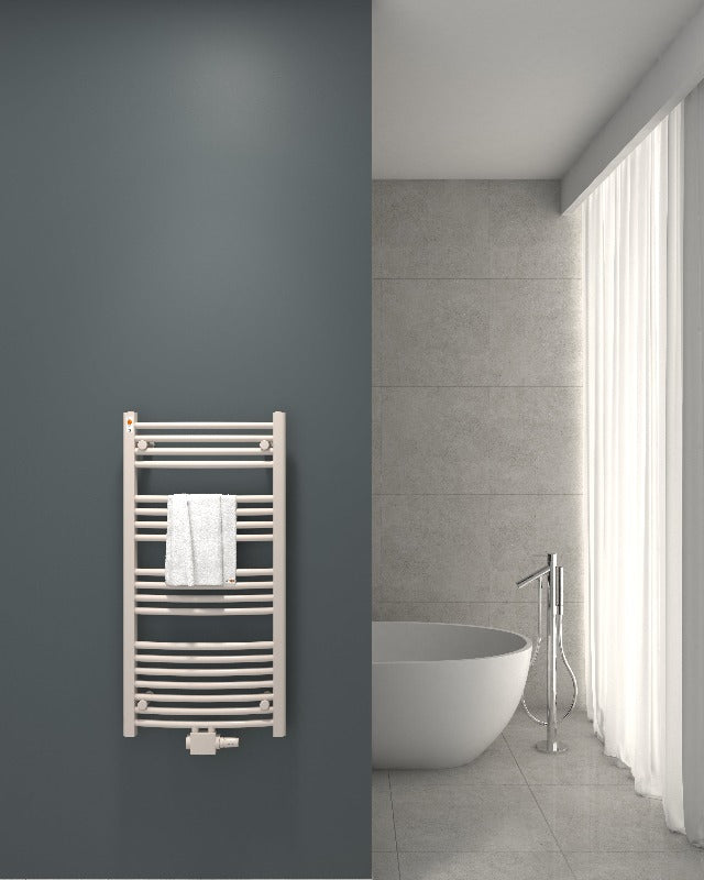 badheizkörper comfort mit mittelanschluss weiss ral 9016 gebogen