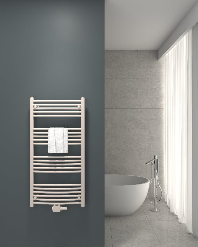 badheizkörper comfort mit mittelanschluss weiss ral 9016 gebogen